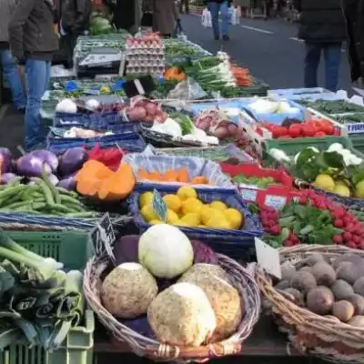 Outdoor Market