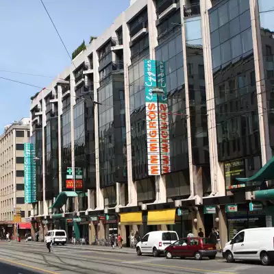 Les Cygnes Centre Commercial